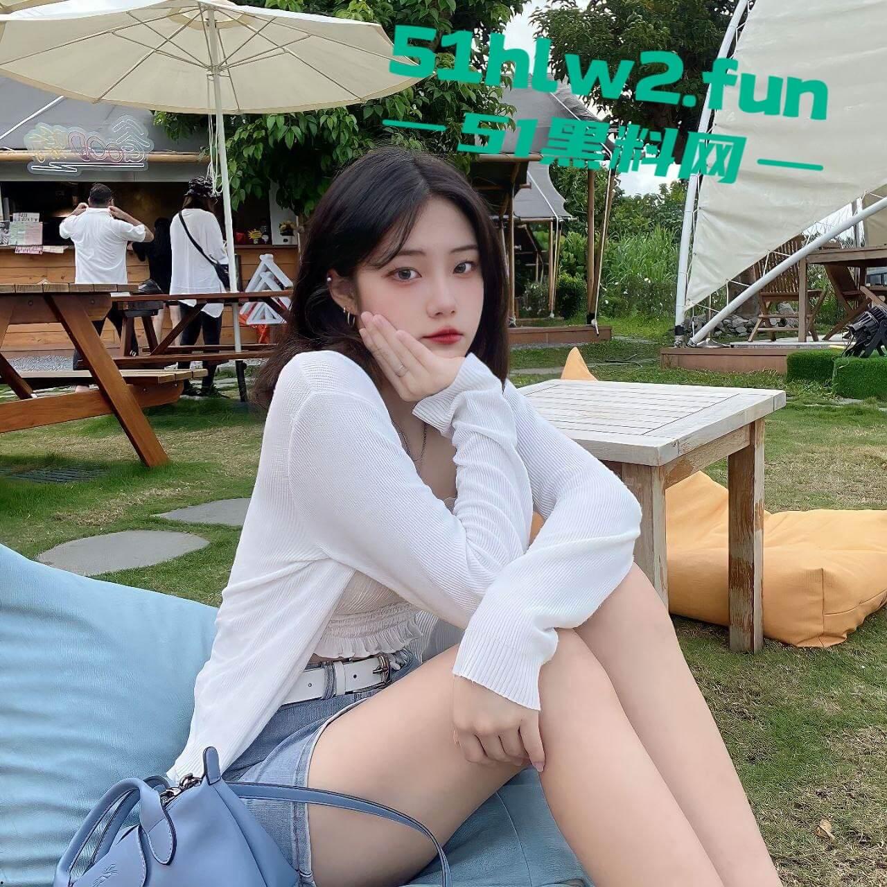 上海戏剧学院系花【王欣彤】绝美颜值学生妹,高挑御姐身材逆天长腿加粉嫩小穴全裸自慰勾引金主求包养。 第4张 上海戏剧学院系花【王欣彤】绝美颜值学生妹,高挑御姐身材逆天长腿加粉嫩小穴全裸自慰勾引金主求包养。 第4张