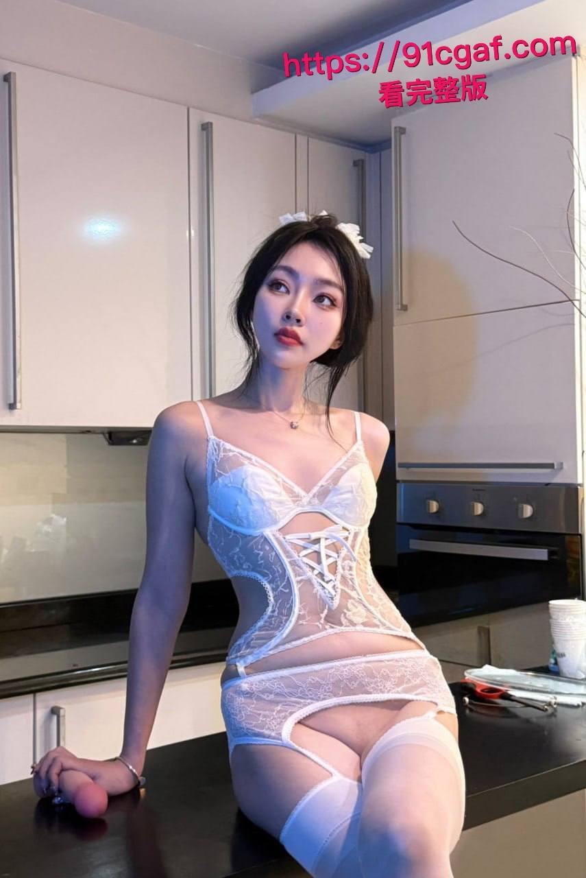 露出界天花板 彤彤乖 最新合集视频 印度阿三面前大胆撩衣露逼 户外大街三点全露 刺激感拉满! 第7张 露出界天花板 彤彤乖 最新合集视频 印度阿三面前大胆撩衣露逼 户外大街三点全露 刺激感拉满! 第7张