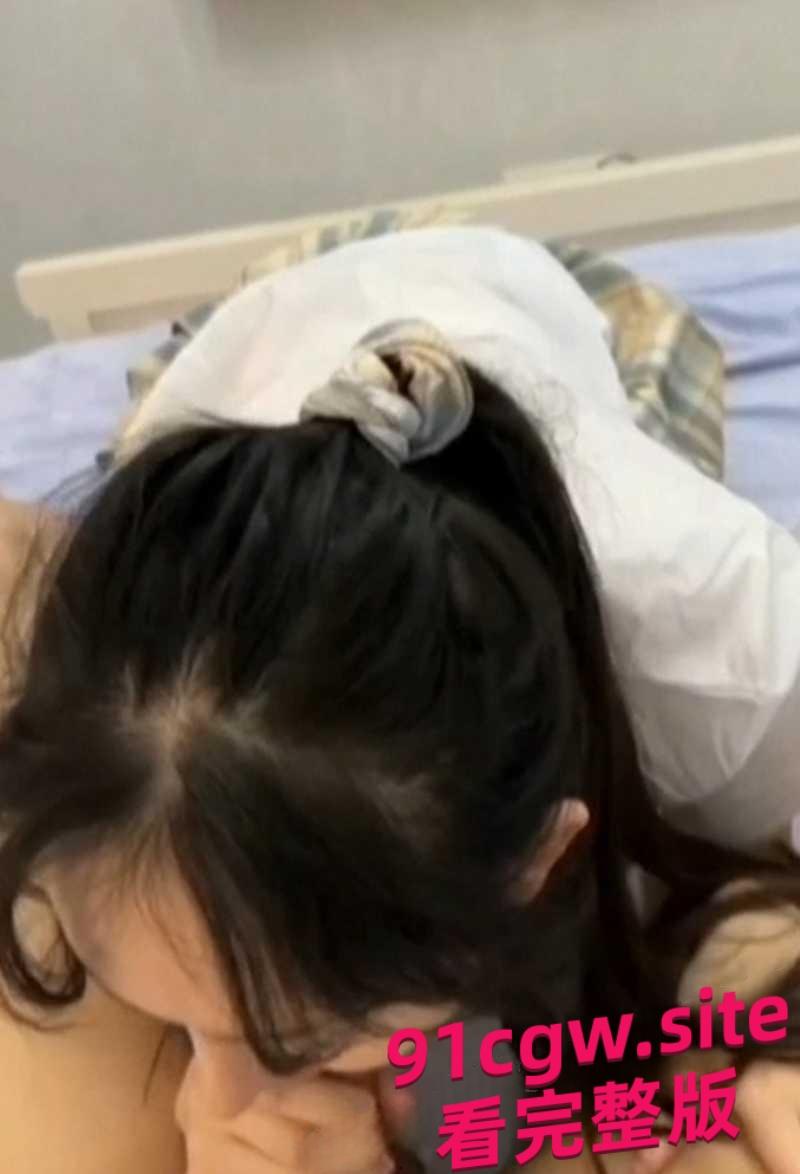 安徽财经大学美女王欣钰喝多后被炮友带到酒店无套爆操深喉口爆！  第6张