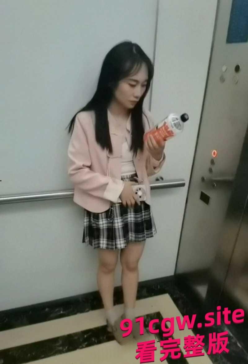 安徽财经大学美女王欣钰喝多后被炮友带到酒店无套爆操深喉口爆！  第7张