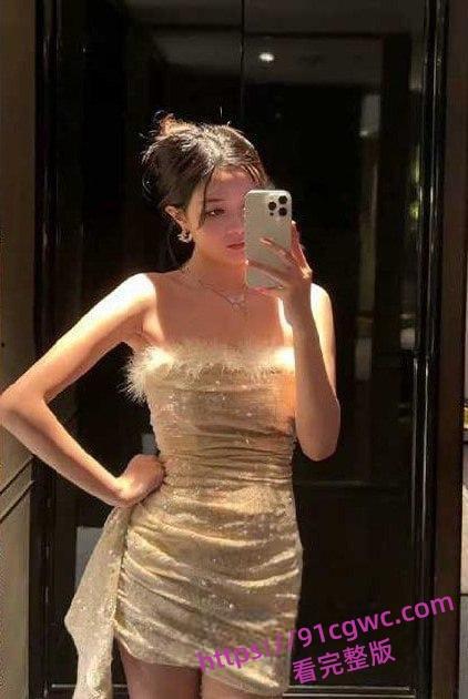 北京诚实学院高颜值校花王晗与宝马男友做爱露脸视频曝光 第4张 北京诚实学院高颜值校花王晗与宝马男友做爱露脸视频曝光 第4张