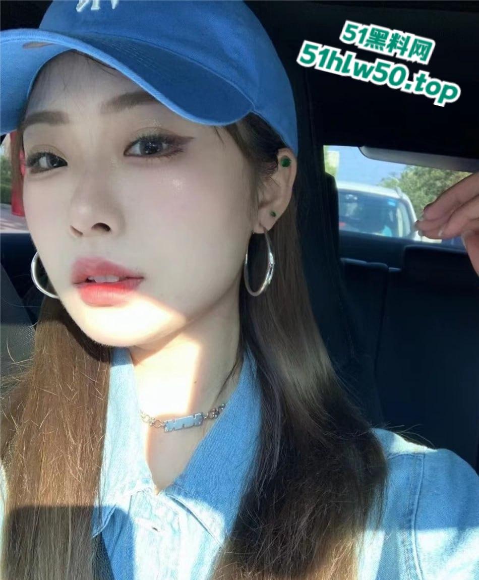 大连艺术学院反差女老师【周诗琦】妥妥肉便器，吞精内射母狗癖好属性全部集齐，前男友直接曝出狠料！  第7张