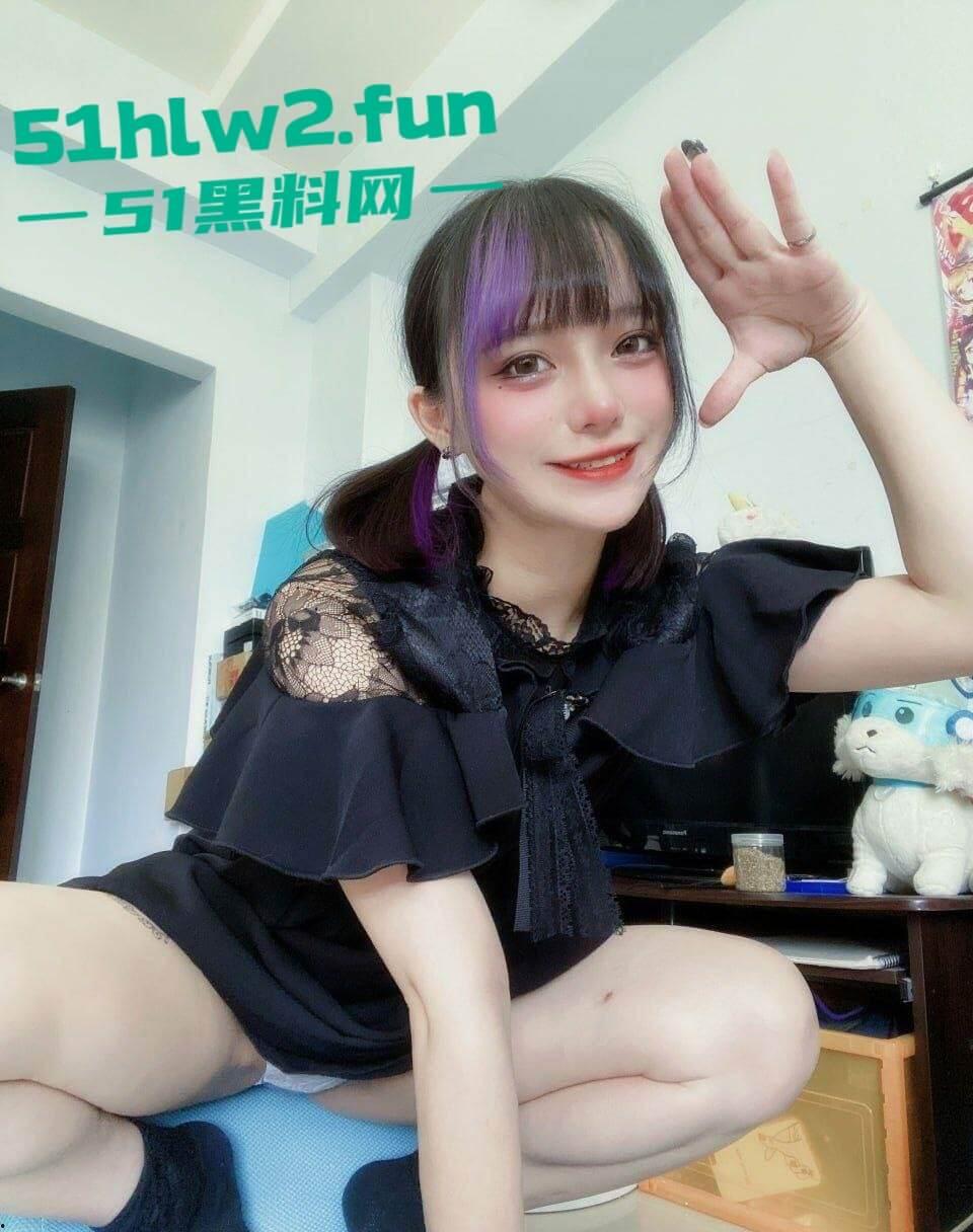 顶级萝莉【itsukidevil722】极品身材纤细长腿,肌肤白嫩小穴无毛漏点自慰诱惑视频流出。 第4张 顶级萝莉【itsukidevil722】极品身材纤细长腿,肌肤白嫩小穴无毛漏点自慰诱惑视频流出。 第4张