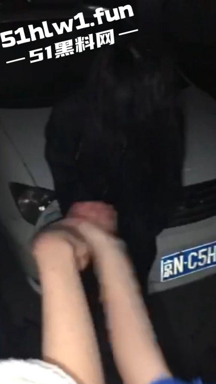 霸凌女的现世报!安徽铜陵精神小妹霸凌同班女生索要奶茶 被女生校外大姐头带人围殴 简直不要太爽! 第4张 霸凌女的现世报!安徽铜陵精神小妹霸凌同班女生索要奶茶 被女生校外大姐头带人围殴 简直不要太爽! 第4张