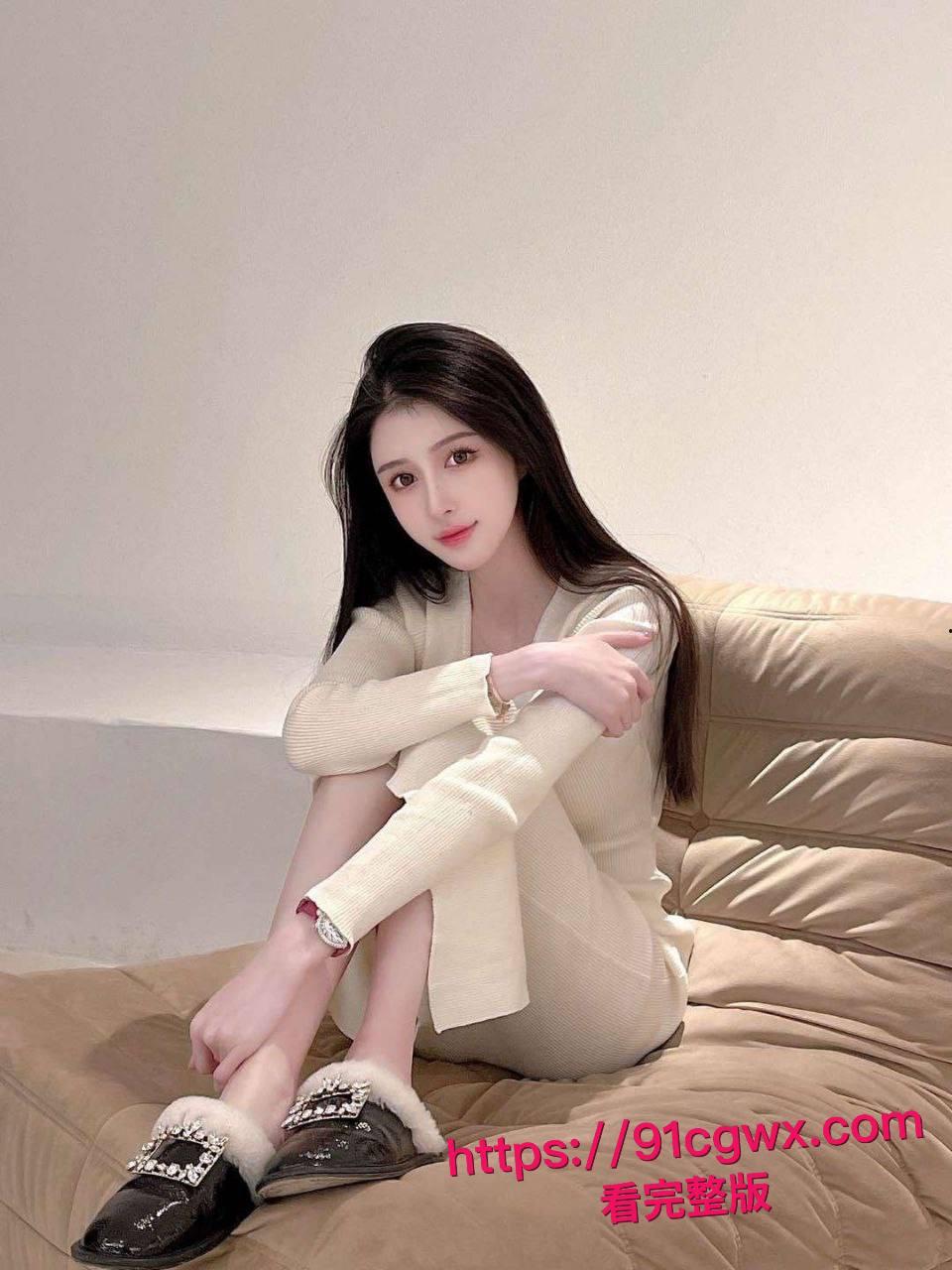 广州财经大学黑料爆棚!道具自慰口交啪啪私拍全泄露,黑丝情趣内衣手撸鸡巴求精,极品骚货让人想狠操一顿! 第6张 广州财经大学黑料爆棚!道具自慰口交啪啪私拍全泄露,黑丝情趣内衣手撸鸡巴求精,极品骚货让人想狠操一顿! 第6张