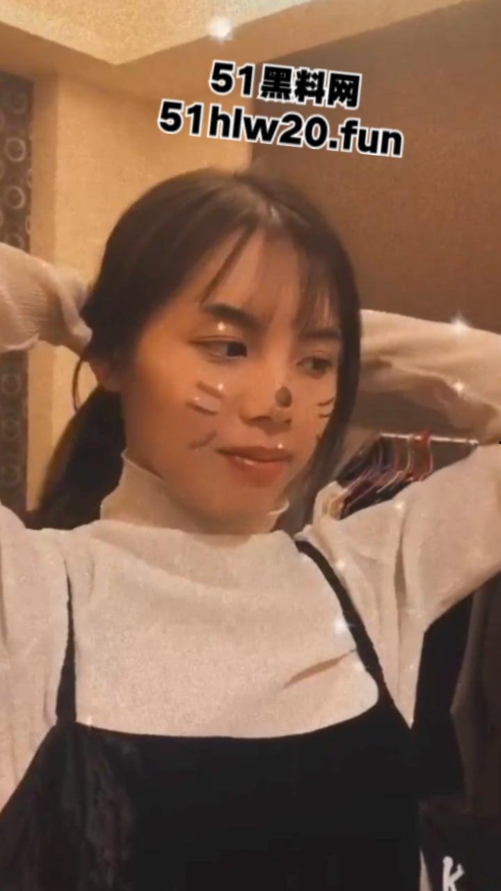 台湾极品幼师【赵舒妤】和富二代偷情视频外流,颜值甜美的极品嫩妹身材凹凸有致翘臀肥美。 第9张 台湾极品幼师【赵舒妤】和富二代偷情视频外流,颜值甜美的极品嫩妹身材凹凸有致翘臀肥美。 第9张