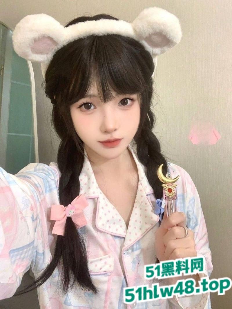 广西柳州卖水阿表勾搭学生妹,清纯可人年龄小颜值高,网上大肆炫耀自己的战绩。 第3张 广西柳州卖水阿表勾搭学生妹,清纯可人年龄小颜值高,网上大肆炫耀自己的战绩。 第3张