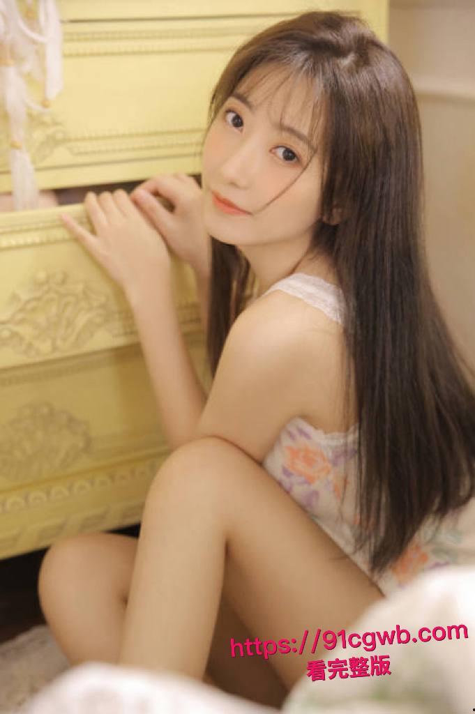 妹妹穿上旗袍勾引哥哥,最终被哥哥在椅上后入狂潮内射满骚穴! 第7张 妹妹穿上旗袍勾引哥哥,最终被哥哥在椅上后入狂潮内射满骚穴! 第7张