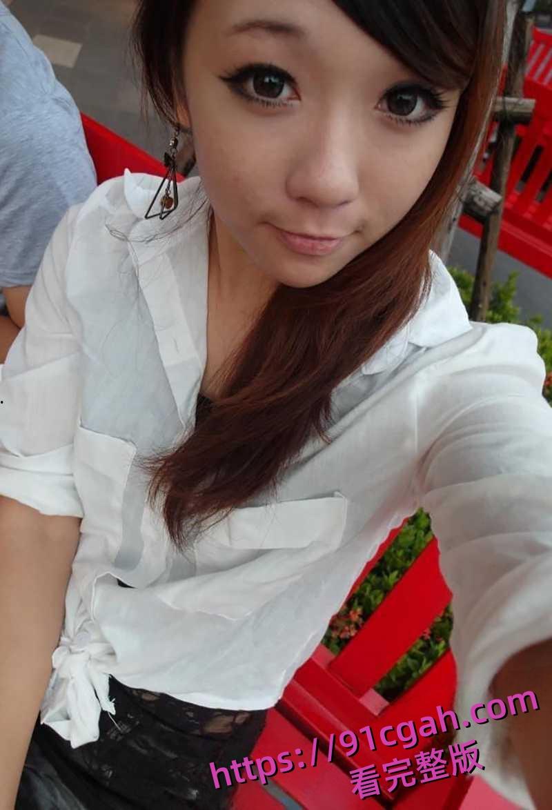 超美人妻背着老公偷情纹身小伙 出轨视频惨遭曝光 淫骚舔屌无套骑乘 全程露脸骚劲十足！  第6张