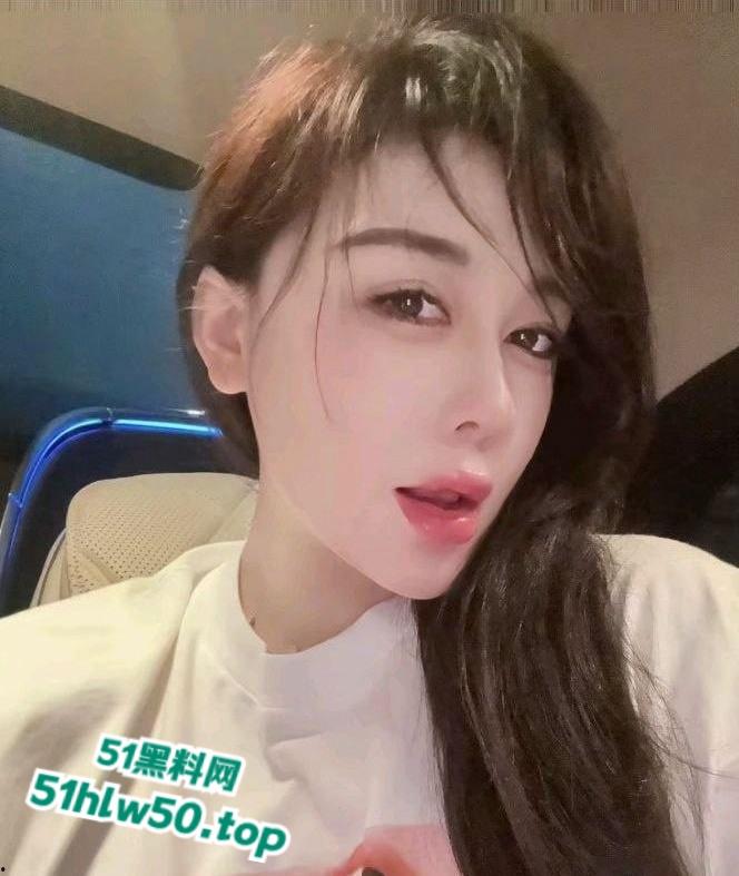 抖音百万大奶少妇网红【大诗瑶】重磅独家露脸福利流出，被金主疯狂抽插内射！  第7张