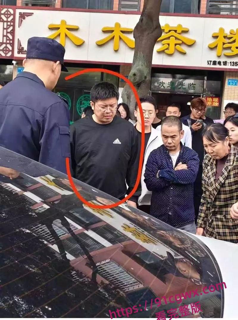 性瘾学生妹当小三被原配当街怒撕 据传一个月要做几十次太炸裂了！  第6张