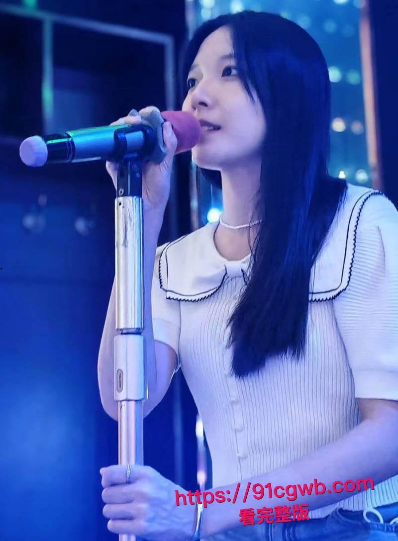 厦门极品人妻 刘思琪 婚前不雅视频流出 纤指掰逼自慰高潮白浆四溢 玉足足交挑逗 让人浴火焚身! 第1张 厦门极品人妻 刘思琪 婚前不雅视频流出 纤指掰逼自慰高潮白浆四溢 玉足足交挑逗 让人浴火焚身! 第1张