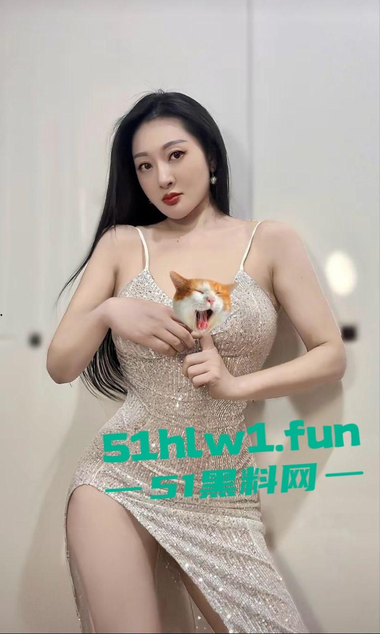 顶级身材御姐【亦可馨】长腿翘臀巨乳风骚少妇,极品熟女反差母狗,情趣自拍诱惑视频,这样的少妇谁能扛得住啊! 第11张 顶级身材御姐【亦可馨】长腿翘臀巨乳风骚少妇,极品熟女反差母狗,情趣自拍诱惑视频,这样的少妇谁能扛得住啊! 第11张