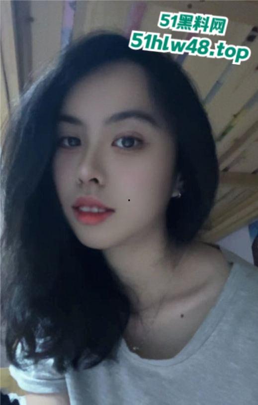 广东电子科技大学中山学院女大学生【曾嘉仪】被调教的黑料视频全校疯传,深喉跪舔后入爆操无套打桩高潮连连! 第6张 广东电子科技大学中山学院女大学生【曾嘉仪】被调教的黑料视频全校疯传,深喉跪舔后入爆操无套打桩高潮连连! 第6张