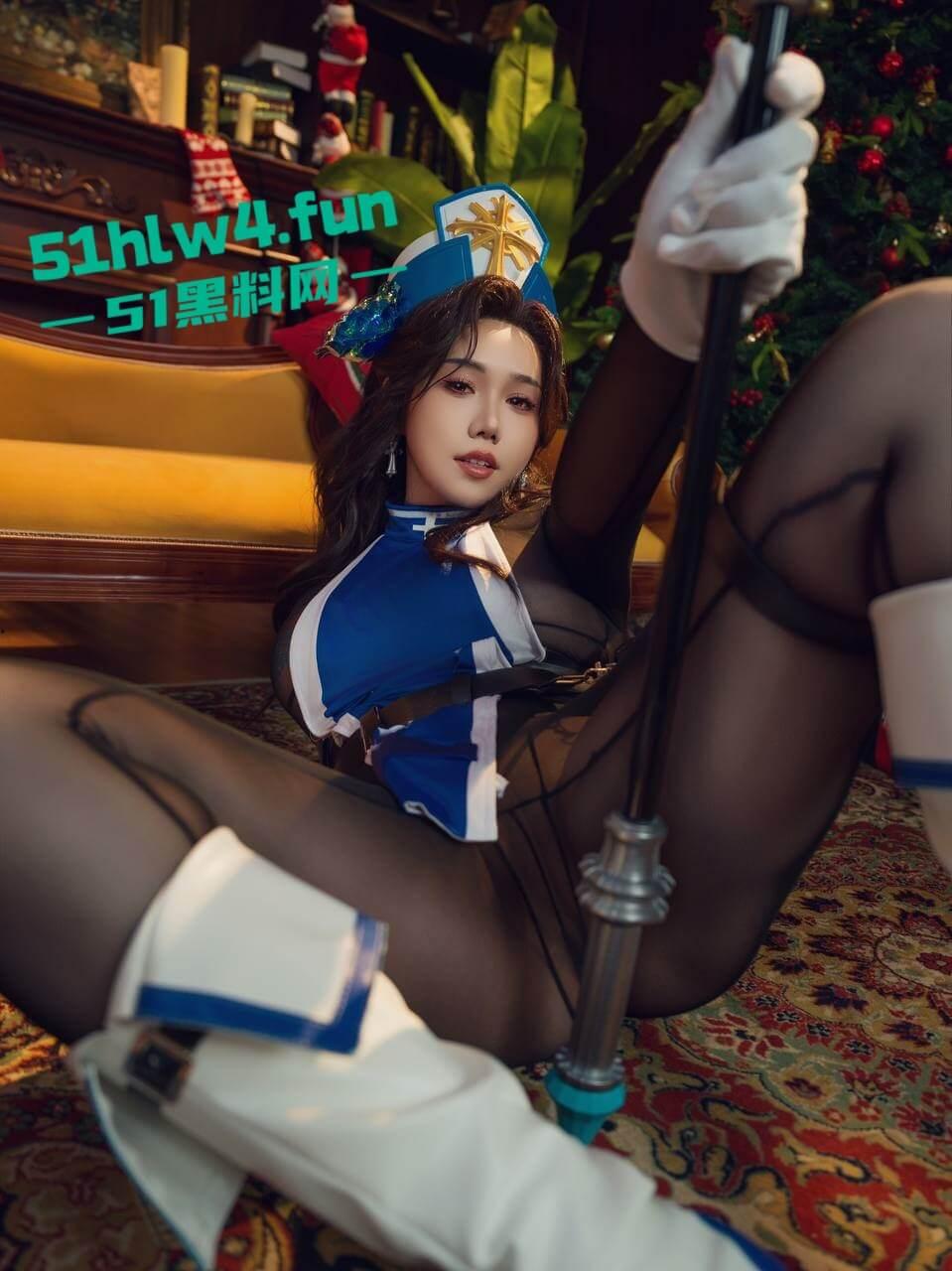 极品反差婊女神【麻花麻花酱】白虎巨乳肥臀反差婊,冬日系列魅惑私拍性感黑丝好想上去摸一摸。 第5张 极品反差婊女神【麻花麻花酱】白虎巨乳肥臀反差婊,冬日系列魅惑私拍性感黑丝好想上去摸一摸。 第5张