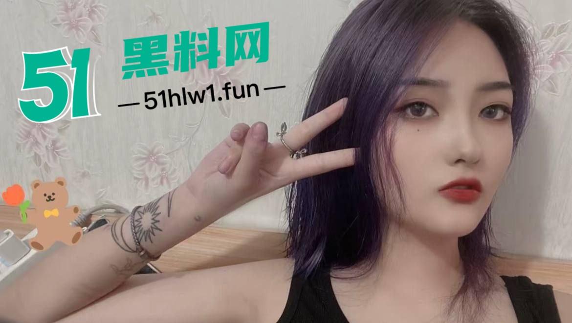 上海颜值天花板小情侣【宁美琴】流出私密视频，高冷女友床上反差惊人，叫床骚到人血压飙升！  第2张