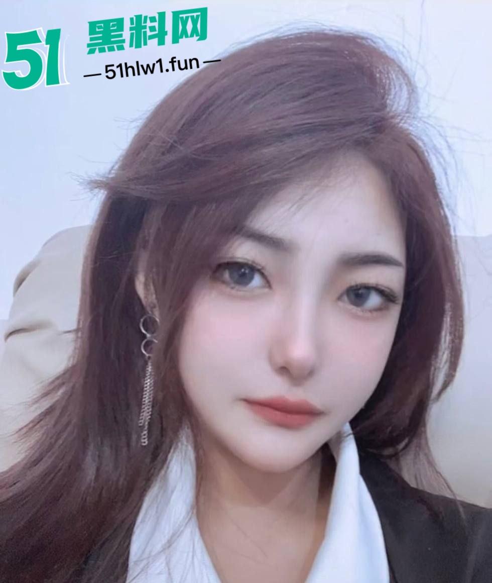 上海颜值天花板小情侣【宁美琴】流出私密视频，高冷女友床上反差惊人，叫床骚到人血压飙升！  第5张