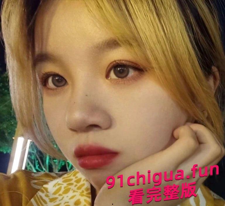 武汉某房地产公司设计师朱茹珺 极品甜妹被渣男曝光床照 第2张 武汉某房地产公司设计师朱茹珺 极品甜妹被渣男曝光床照 第2张