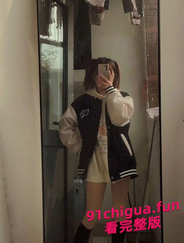 武汉某房地产公司设计师朱茹珺 极品甜妹被渣男曝光床照 第3张 武汉某房地产公司设计师朱茹珺 极品甜妹被渣男曝光床照 第3张