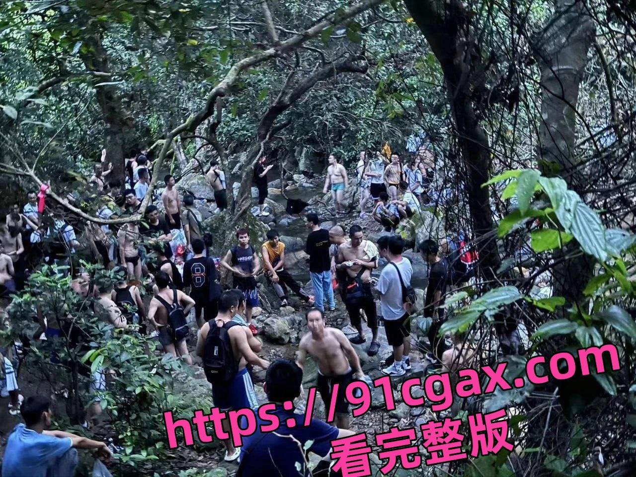深圳梧桐山老虎涧夜间百人基佬野战淫趴场面真壮观! 第5张 深圳梧桐山老虎涧夜间百人基佬野战淫趴场面真壮观! 第5张