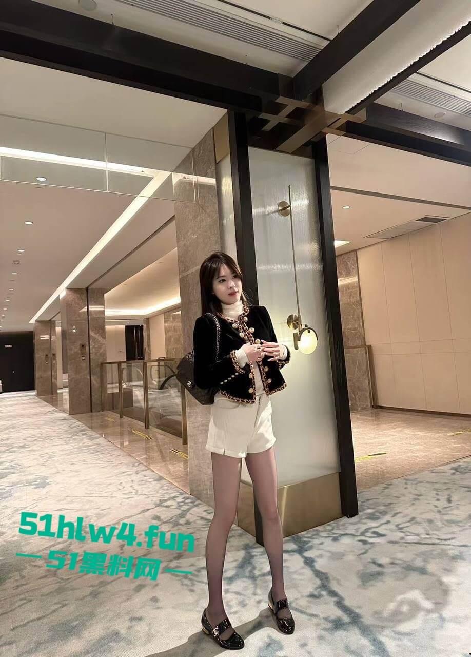 青岛电影学院【王伊诺】河南郑州的骚母狗,认识假富二代各种装逼炫富,做爱视频被曝光。 第9张 青岛电影学院【王伊诺】河南郑州的骚母狗,认识假富二代各种装逼炫富,做爱视频被曝光。 第9张