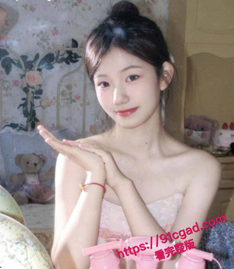 湖北宜昌公务员少妇 曾雪娇 性瘾超强M属性爆棚 婚内偷情被炮友狗链拴脖后入暴操！  第2张