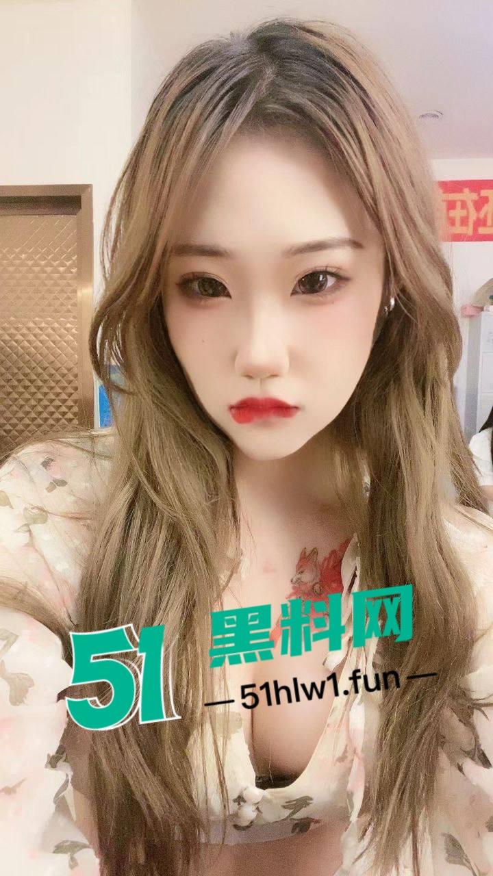 九州职业技术学院〖陈多米〗与男友做爱口交视频泄密流出 边口边被工具暴力插穴 骚货母狗爽到飞起 第4张 九州职业技术学院〖陈多米〗与男友做爱口交视频泄密流出 边口边被工具暴力插穴 骚货母狗爽到飞起 第4张