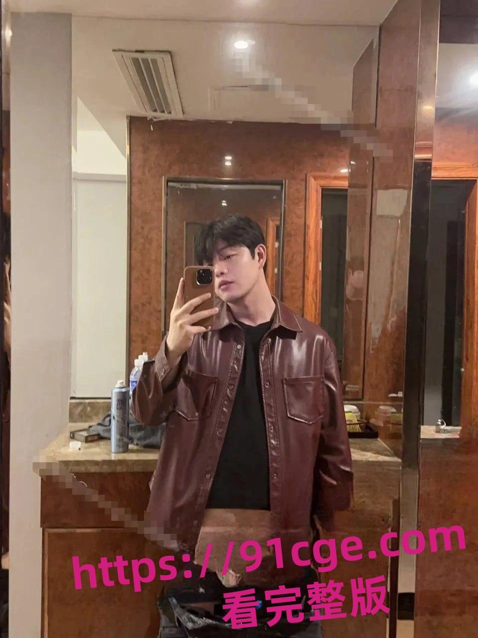 痞帅体育生粗口调教反差骚学姐 学校里帅哥就是受欢迎 第1张 痞帅体育生粗口调教反差骚学姐 学校里帅哥就是受欢迎 第1张