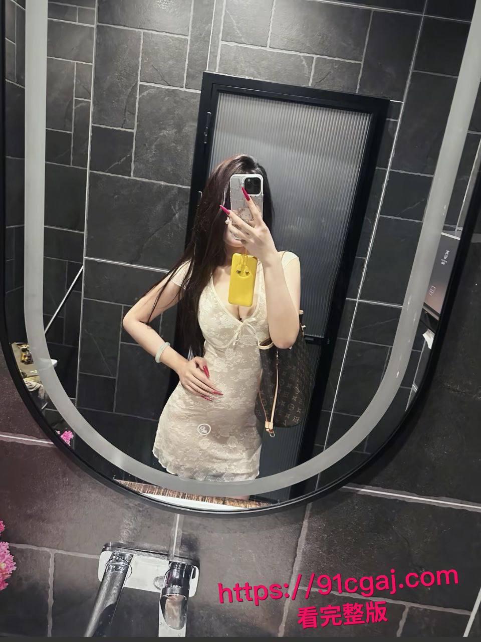 太原理工大学李雪影分手后饥渴难耐!Soul上钓男人酒店开房,大鸡巴狂捅骚穴多姿势喷汁,偷拍视频全网流传成女神耻辱记! 第5张 太原理工大学李雪影分手后饥渴难耐!Soul上钓男人酒店开房,大鸡巴狂捅骚穴多姿势喷汁,偷拍视频全网流传成女神耻辱记! 第5张