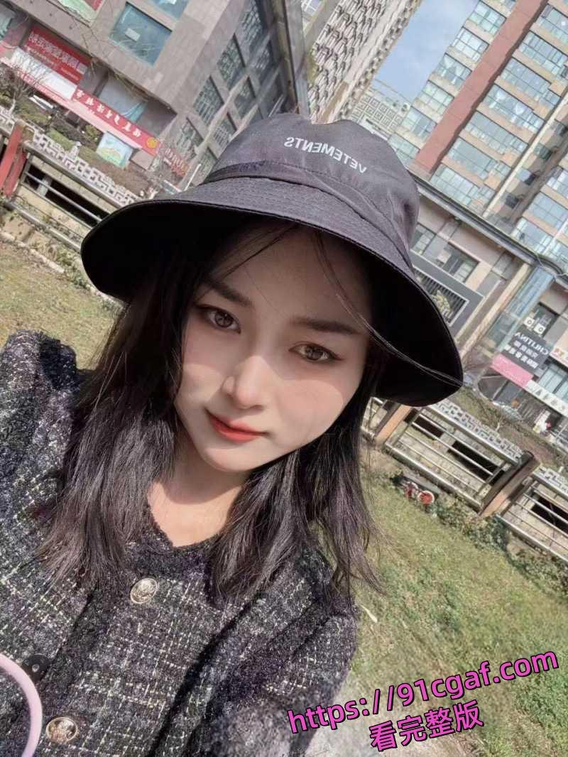 四川广安轻熟荡妇卢敏 背着老公多次出轨 楼梯间被炮友虐臀调教 母狗气质爆棚！  第3张