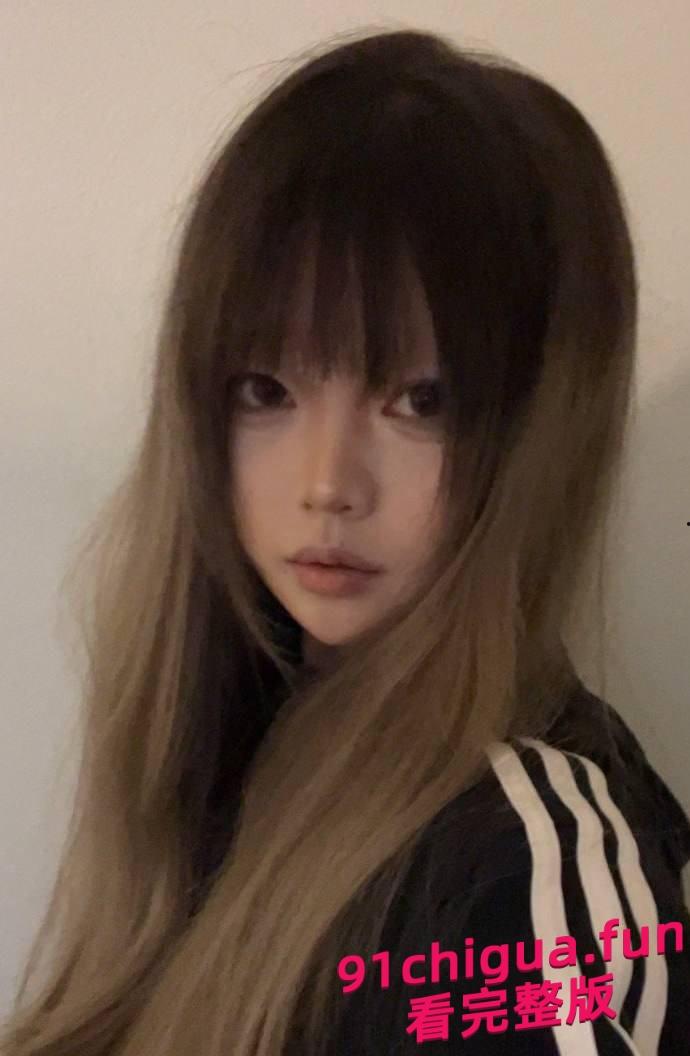 广西科技大学反差学生 陈曦 与男友性爱视频，骚货喜欢被后入！  第2张