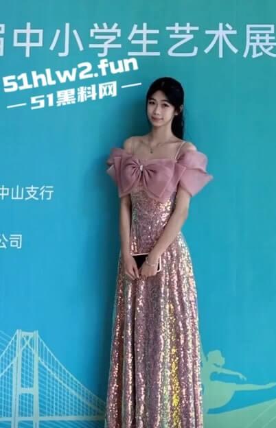 独家曝光!抖音北京长腿御姐骚鸡【Yyezi】大学辍学投靠金爸,调成母狗炮架玩弄爆插粉穴喷白浆! 第9张 独家曝光!抖音北京长腿御姐骚鸡【Yyezi】大学辍学投靠金爸,调成母狗炮架玩弄爆插粉穴喷白浆! 第9张