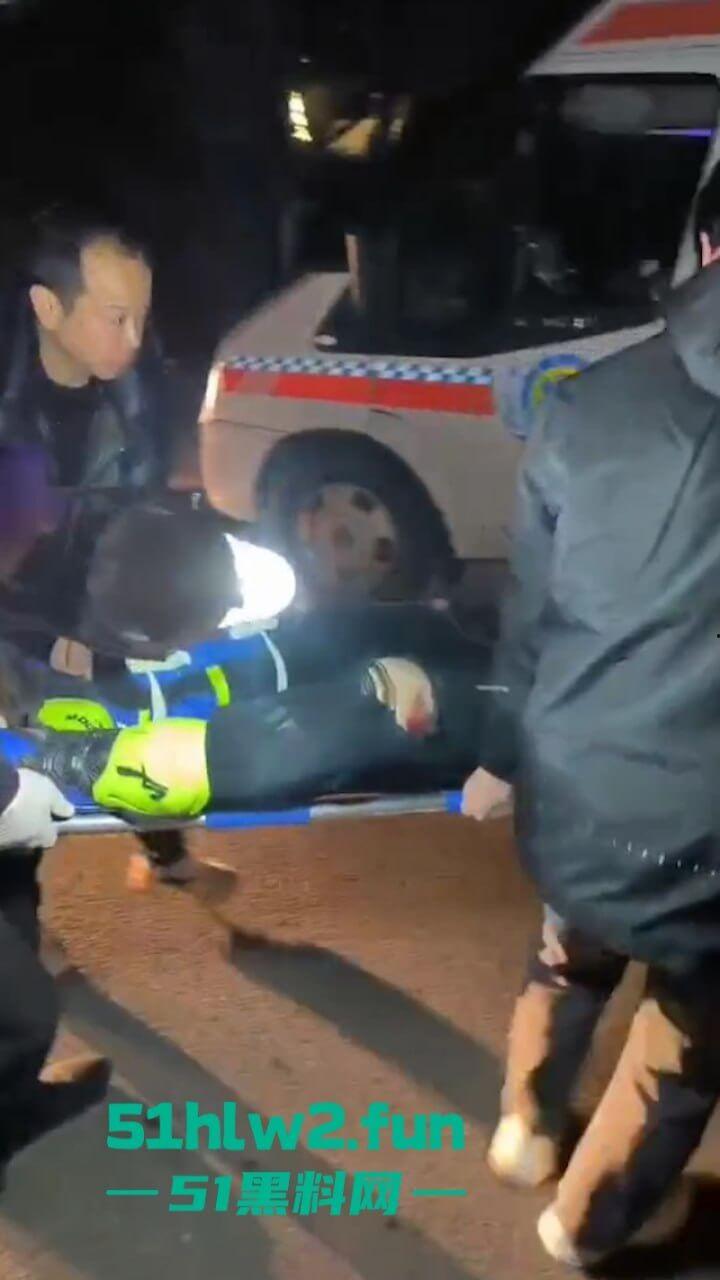 重庆精神小伙【蓄意喵喵拳】玩车耍帅不慎车祸,全家装可怜骗取社会同情心还搞滴水筹。 第6张 重庆精神小伙【蓄意喵喵拳】玩车耍帅不慎车祸,全家装可怜骗取社会同情心还搞滴水筹。 第6张