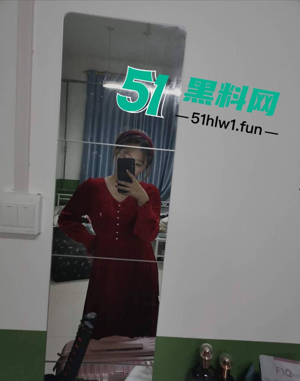 西安反差婊母狗教师，白天教书育人晚上变身母狗开始自拍给网友上性教育课程自慰视频曝光。  第11张