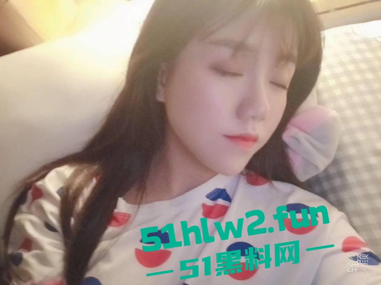 抖音【小团团】约炮传闻再升级，酒店送逼58大神激情40分钟视频疯传，女上位骑乘大屌，妖娆姿势疑似实锤！  第1张