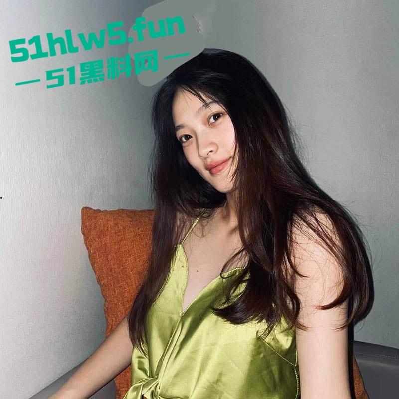 陈翔六点半女演员【王妍】被曝光下海做外围,露脸实拍全裸自慰福利 全网独家爆料! 第4张 陈翔六点半女演员【王妍】被曝光下海做外围,露脸实拍全裸自慰福利 全网独家爆料! 第4张