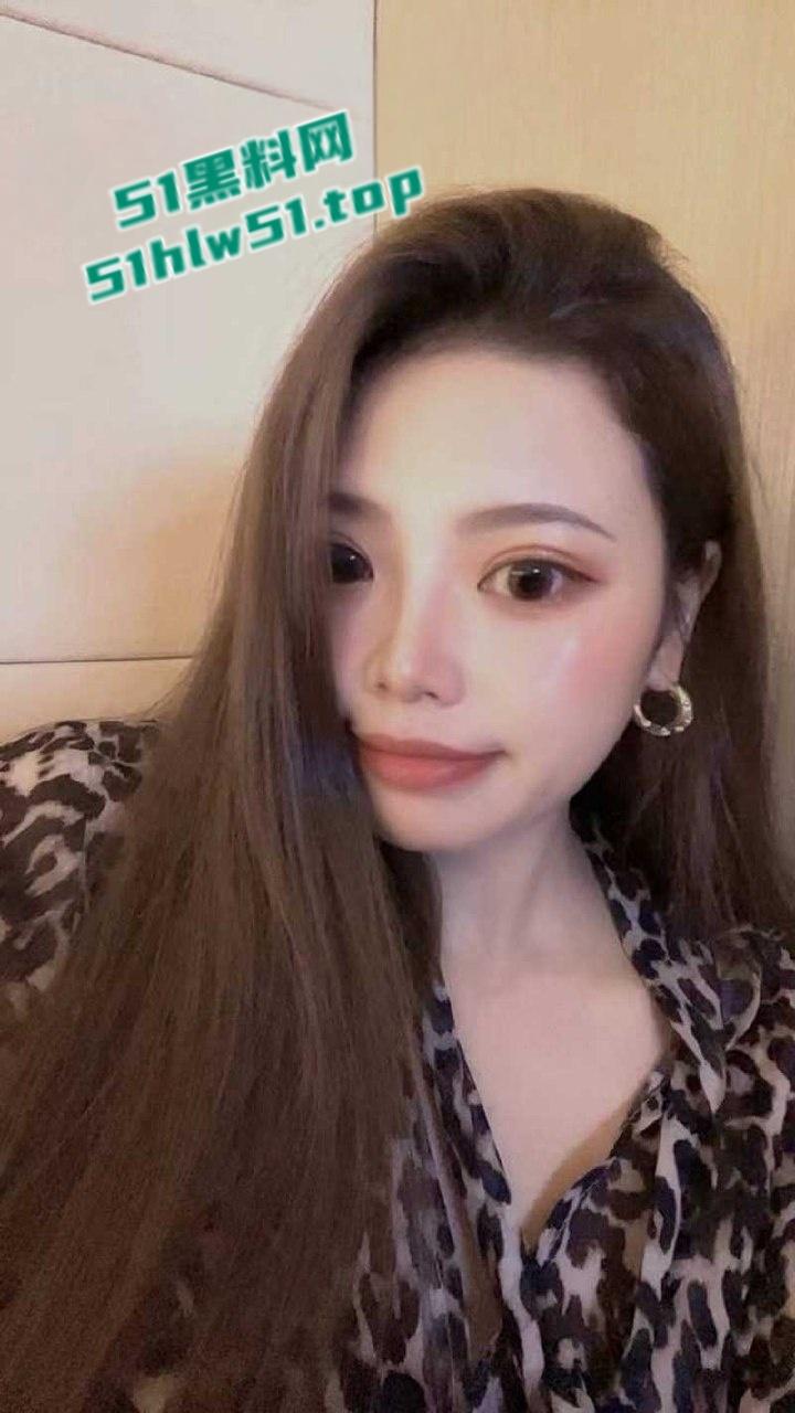 抖音擦边网红俞美丽大尺度视频流出,四川妹子自慰裸拍秀巨乳肥臀绝美身材,敏感易喷水体质爽到爆! 第5张 抖音擦边网红俞美丽大尺度视频流出,四川妹子自慰裸拍秀巨乳肥臀绝美身材,敏感易喷水体质爽到爆! 第5张