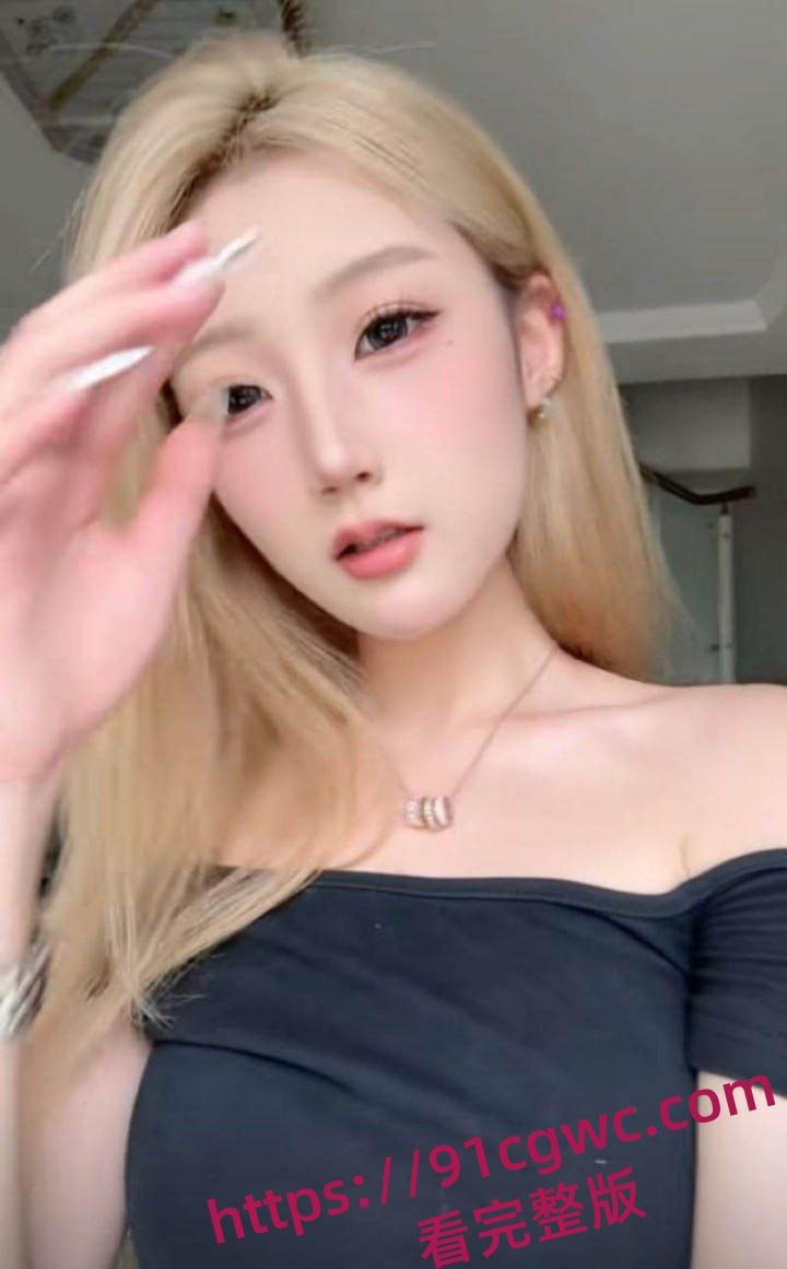 抖音小网红开心小椰子 直播与男友做爱娇喘曝光 坚持一分多钟才封号 榜一大哥定制剧情淫叫入耳太上头！  第3张