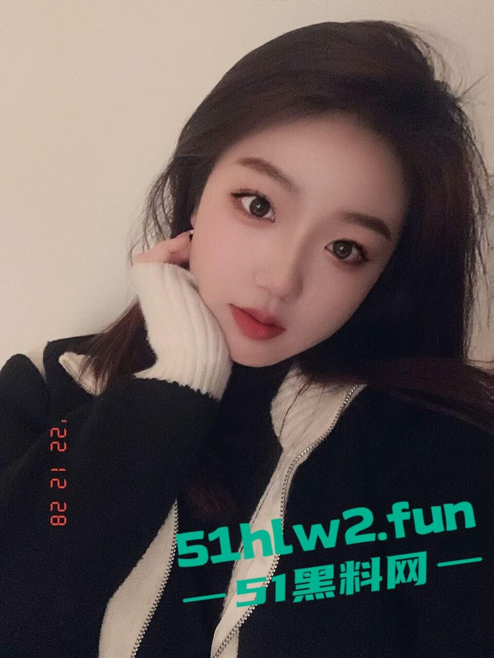 情人节调教小母狗,安徽女大学生【苏雪琳】异地恋男友无法满足骚逼,只能网调抠逼摸奶自我解压! 第2张 情人节调教小母狗,安徽女大学生【苏雪琳】异地恋男友无法满足骚逼,只能网调抠逼摸奶自我解压! 第2张