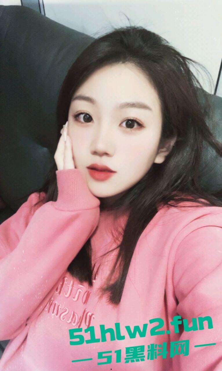 情人节调教小母狗,安徽女大学生【苏雪琳】异地恋男友无法满足骚逼,只能网调抠逼摸奶自我解压! 第3张 情人节调教小母狗,安徽女大学生【苏雪琳】异地恋男友无法满足骚逼,只能网调抠逼摸奶自我解压! 第3张