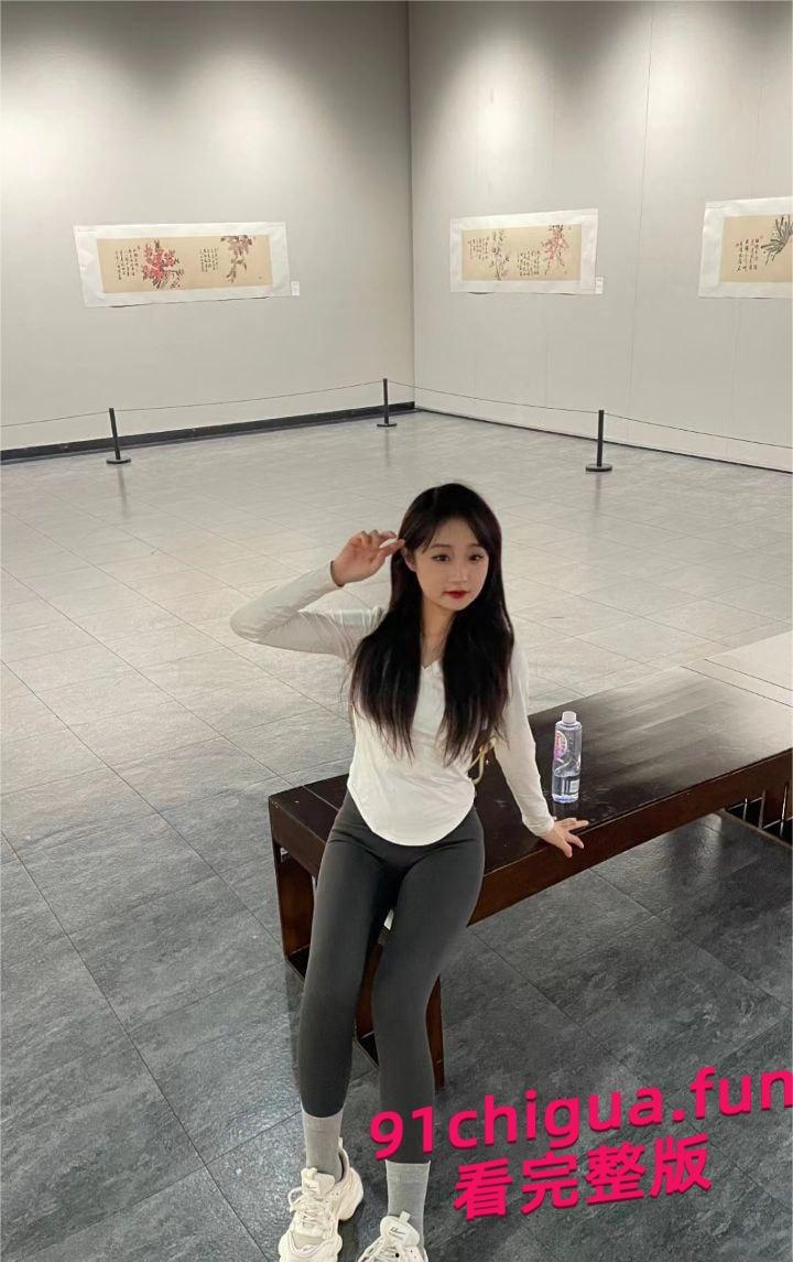 包头轻工学校王静火辣来袭 情趣装眼罩脚铐齐上阵 裸聊尺度惊人  #王静 #包头轻工技术学院 第3张