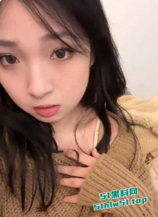 狗血剧情照进现实，08年小伙刷到其他人大胆告白自己女友【赵思懿】愤怒曝光渣女及性爱视频。  第9张