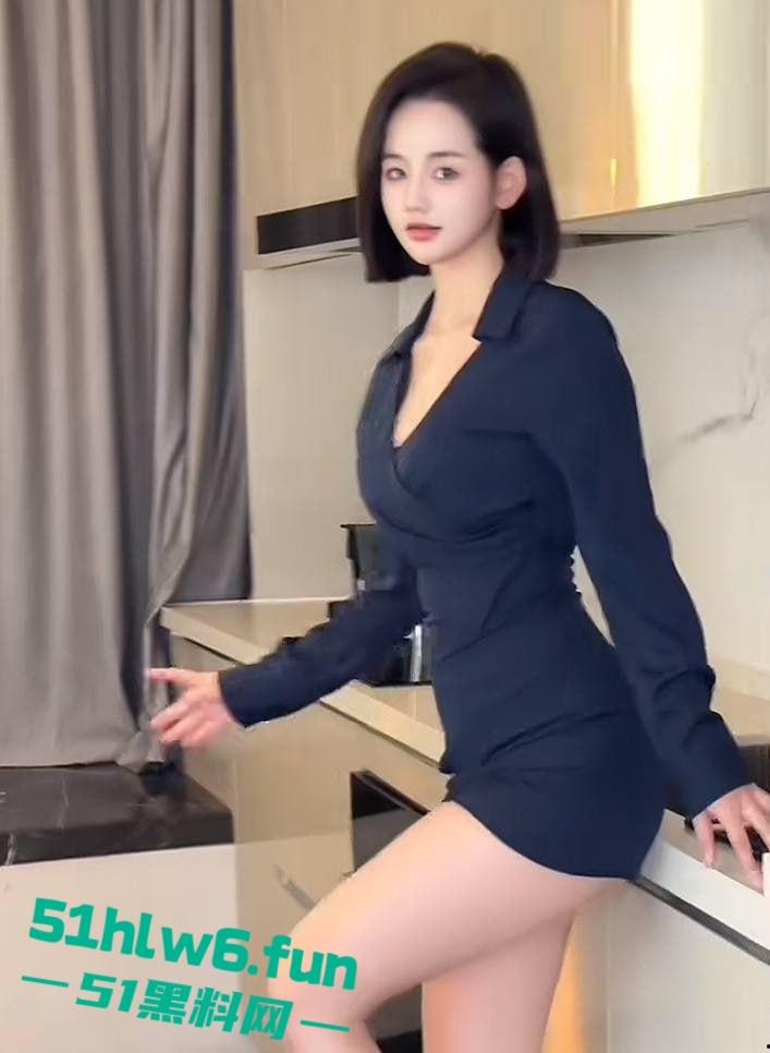 抖音18万粉的美女车模【蕾贝卡】直播露点乳形暴露福利满,换衣春光炸翻直播间! 第6张 抖音18万粉的美女车模【蕾贝卡】直播露点乳形暴露福利满,换衣春光炸翻直播间! 第6张