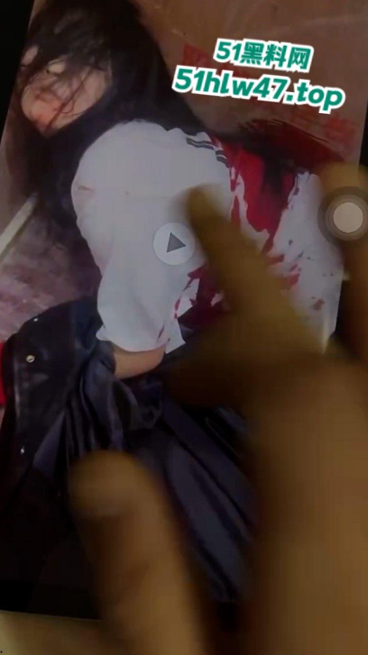 四川旺苍花季少女被狠心男友狂捅20刀,只因提出分手惨被割喉剖腹死状极其残忍。 第4张 四川旺苍花季少女被狠心男友狂捅20刀,只因提出分手惨被割喉剖腹死状极其残忍。 第4张