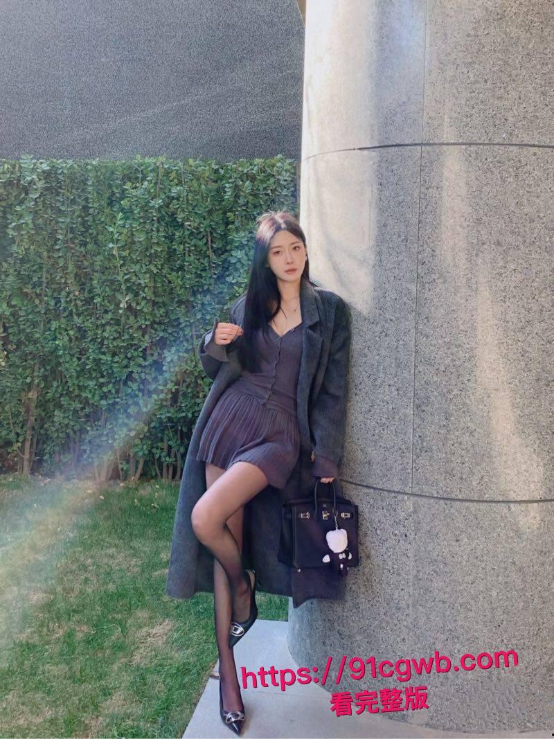 吉林极品御姐陈钰琪包养调教自拍全泄密！黑丝白丝情趣内衣轮番上阵，多姿势爆操嫩穴！  第7张