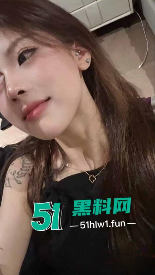 四川成都清纯可爱反差女大学生【林意如】多段大尺度视频,现实和网络中判若两人视频认证。 第6张 四川成都清纯可爱反差女大学生【林意如】多段大尺度视频,现实和网络中判若两人视频认证。 第6张