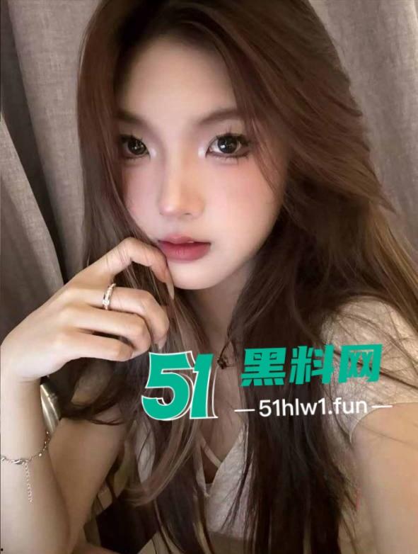 四川成都清纯可爱反差女大学生【林意如】多段大尺度视频,现实和网络中判若两人视频认证。 第7张 四川成都清纯可爱反差女大学生【林意如】多段大尺度视频,现实和网络中判若两人视频认证。 第7张