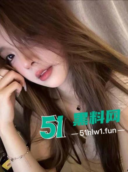 四川成都清纯可爱反差女大学生【林意如】多段大尺度视频,现实和网络中判若两人视频认证。 第11张 四川成都清纯可爱反差女大学生【林意如】多段大尺度视频,现实和网络中判若两人视频认证。 第11张