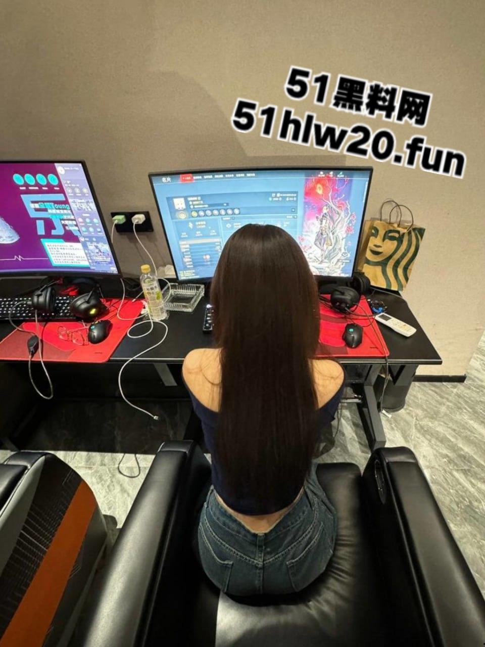 广州反差婊网瘾少女【陈敏仪】清纯颜值极品嫩妹，裸露粉嫩鲍鱼给炮友无套干，跪地吃鸡被射一脸。  第6张