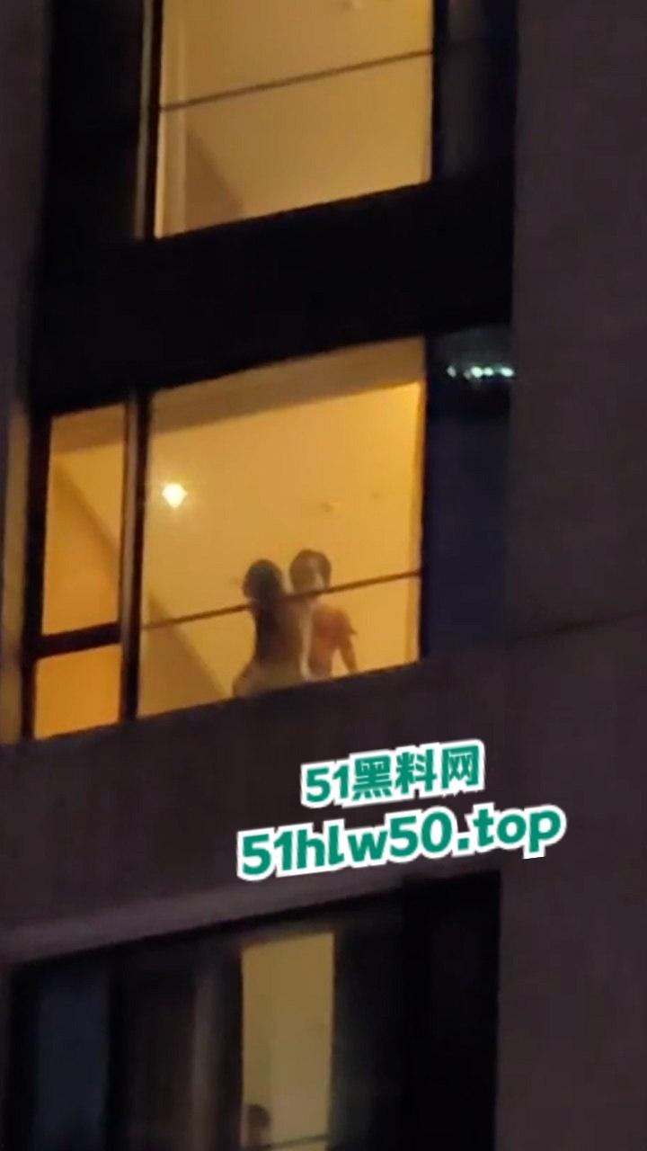 广州萤火虫漫展是好文明【荞麦甜甜茶】D座江边不拉窗帘激战,上万人围观拍照完整视频流出! 第1张 广州萤火虫漫展是好文明【荞麦甜甜茶】D座江边不拉窗帘激战,上万人围观拍照完整视频流出! 第1张